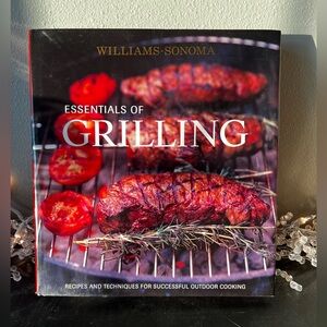 NEW Williams-Sonoma Essentials of Grilling #13051